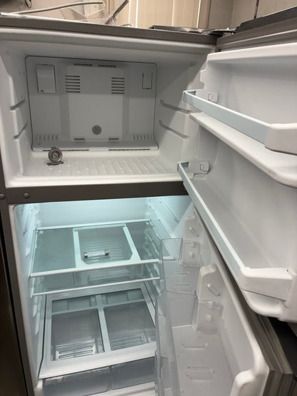 Whirlpool top freezer refrigerator stainless steel 28”
