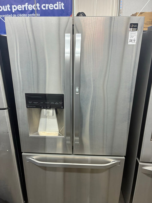 LG Studio French door show case refrigerator stainless steel 36” ice maker water dispenser
