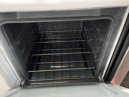 ^ ITEM #GR76Y Hotpoint gas range white 4 burner 20” in *more pictures soon