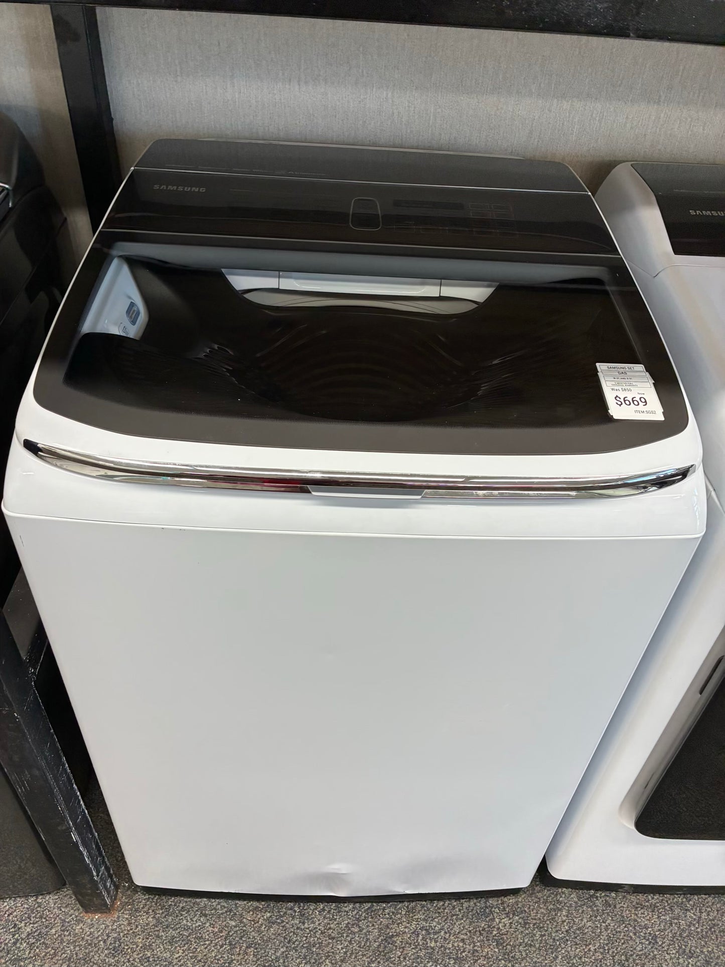 Samsung Gas set washer and dryer 27” white