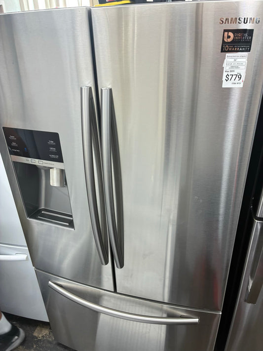 Samsung French door refrigerator stale stainless steel 36” ice maker water dispenser