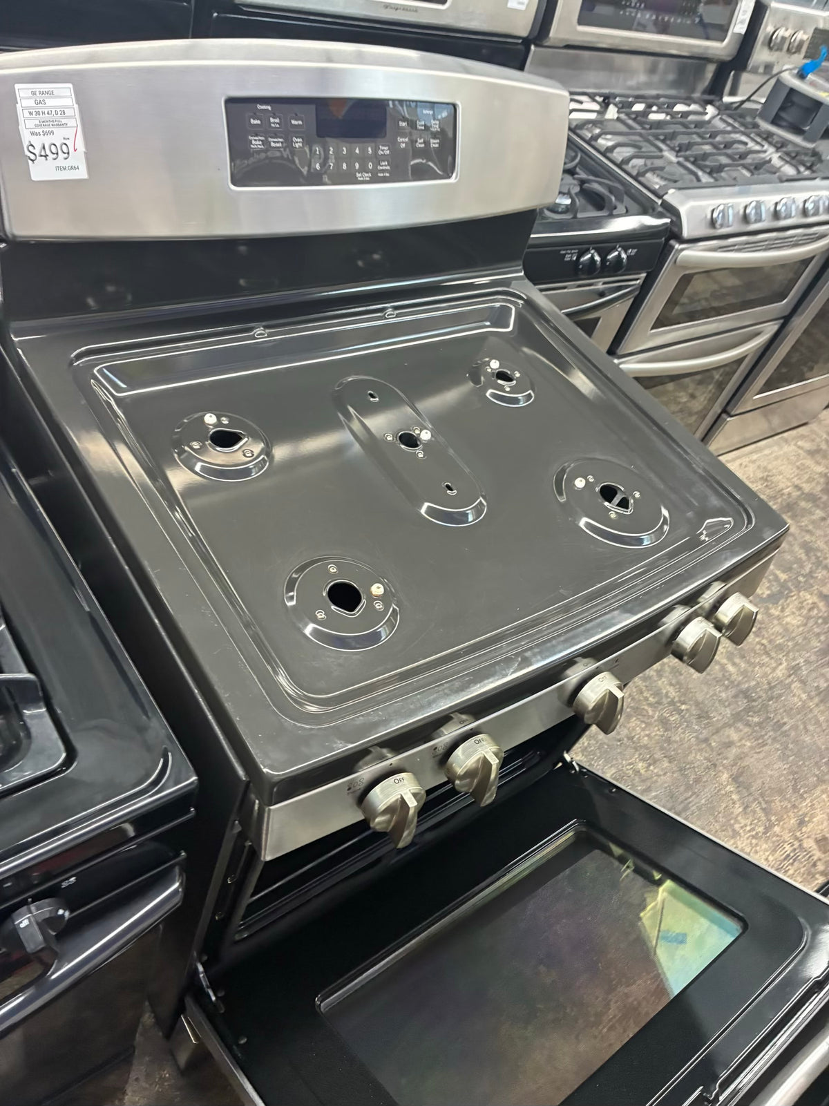 GE Gas Range Black 5 Burners 30”