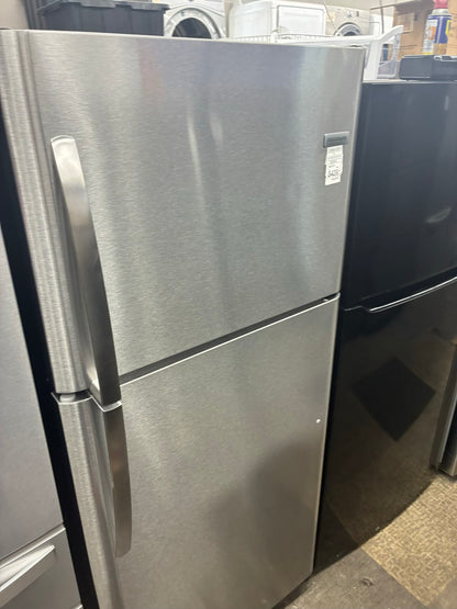 Whirlpool top freezer refrigerator  30” stainless steel