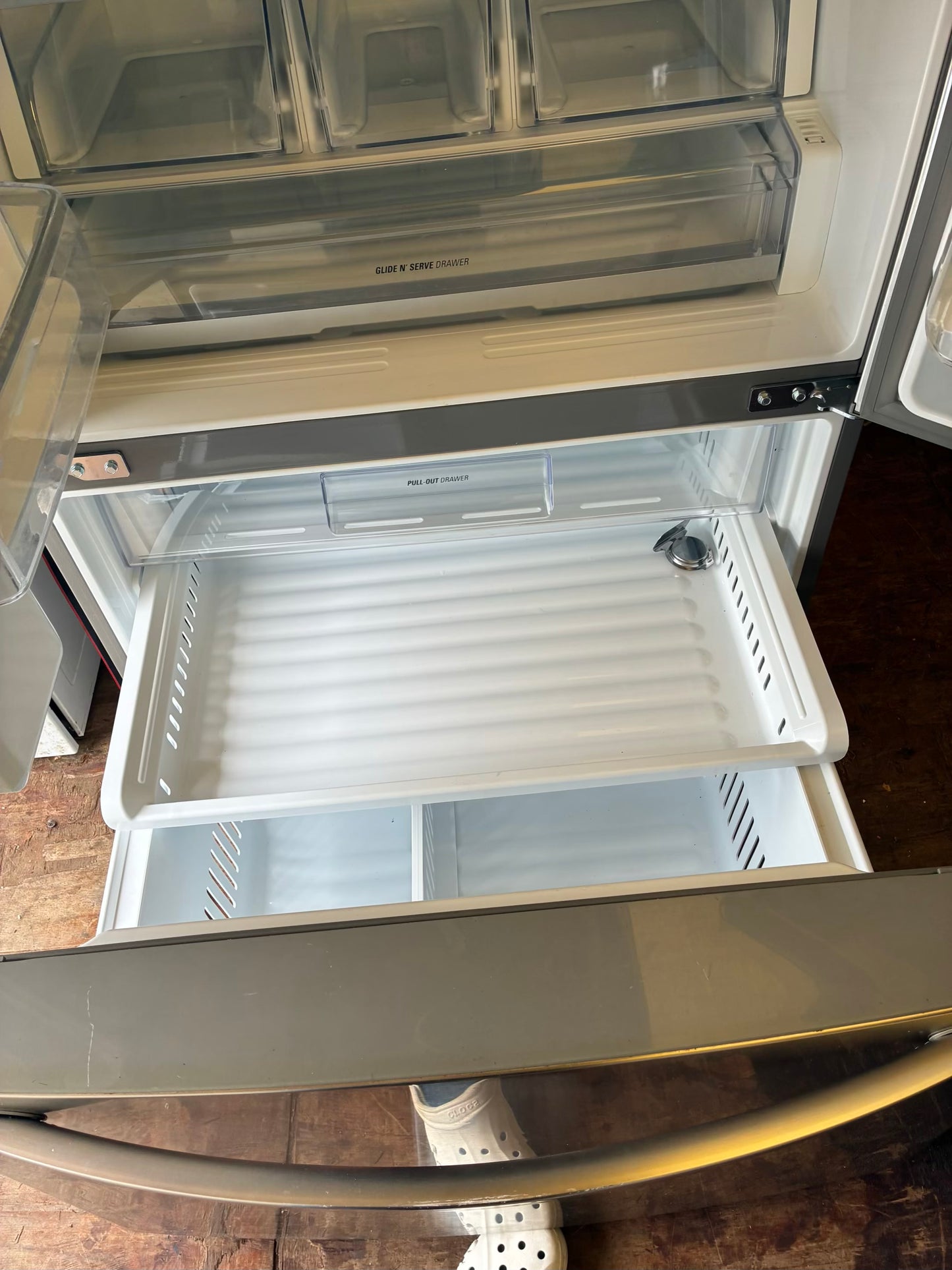 LG French door refrigerator stainless steel 36” ice maker water dispenser