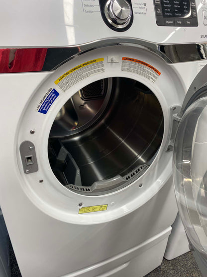ITEM: #ED207 Samsung front load electric dryer 220v large capacity stackable 27” w/pedestal