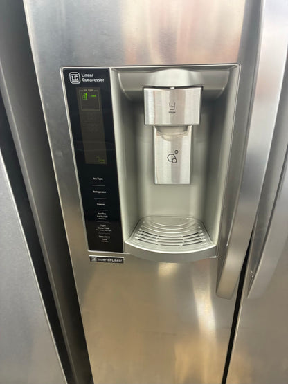 LG side by side refrigerator stainless steel 36” ice maker water dispenser ice maker