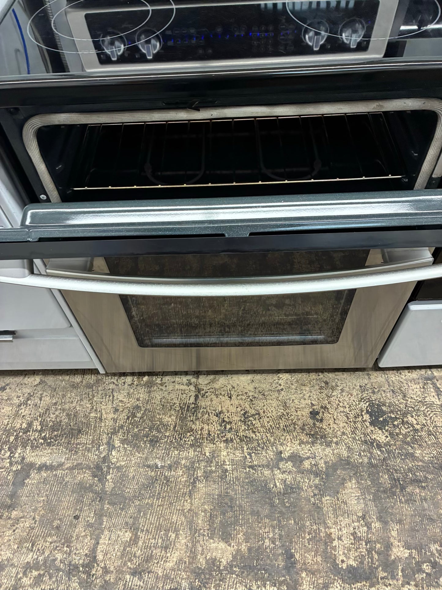 MAYTAG electric range stainless steel 30” double oven