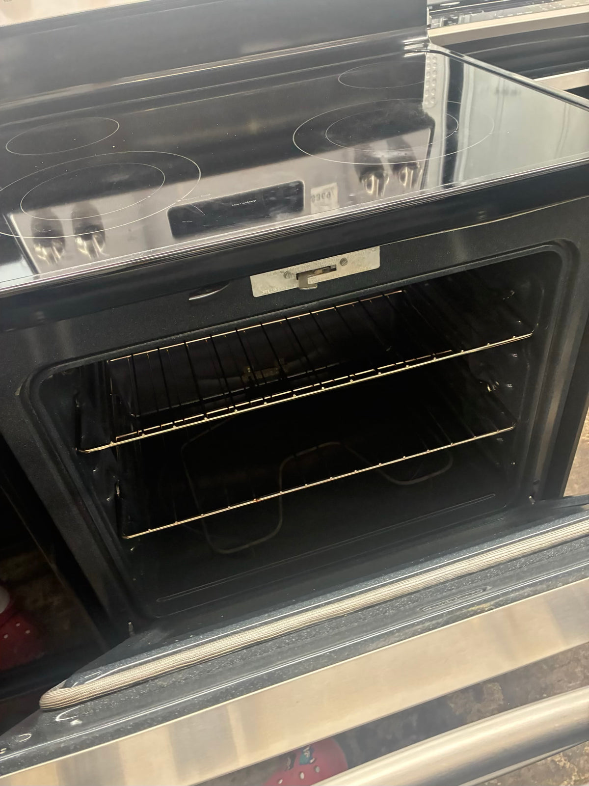 GE electric range stainless steel 30” 4 burners