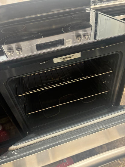 GE electric range stainless steel 30” 4 burners