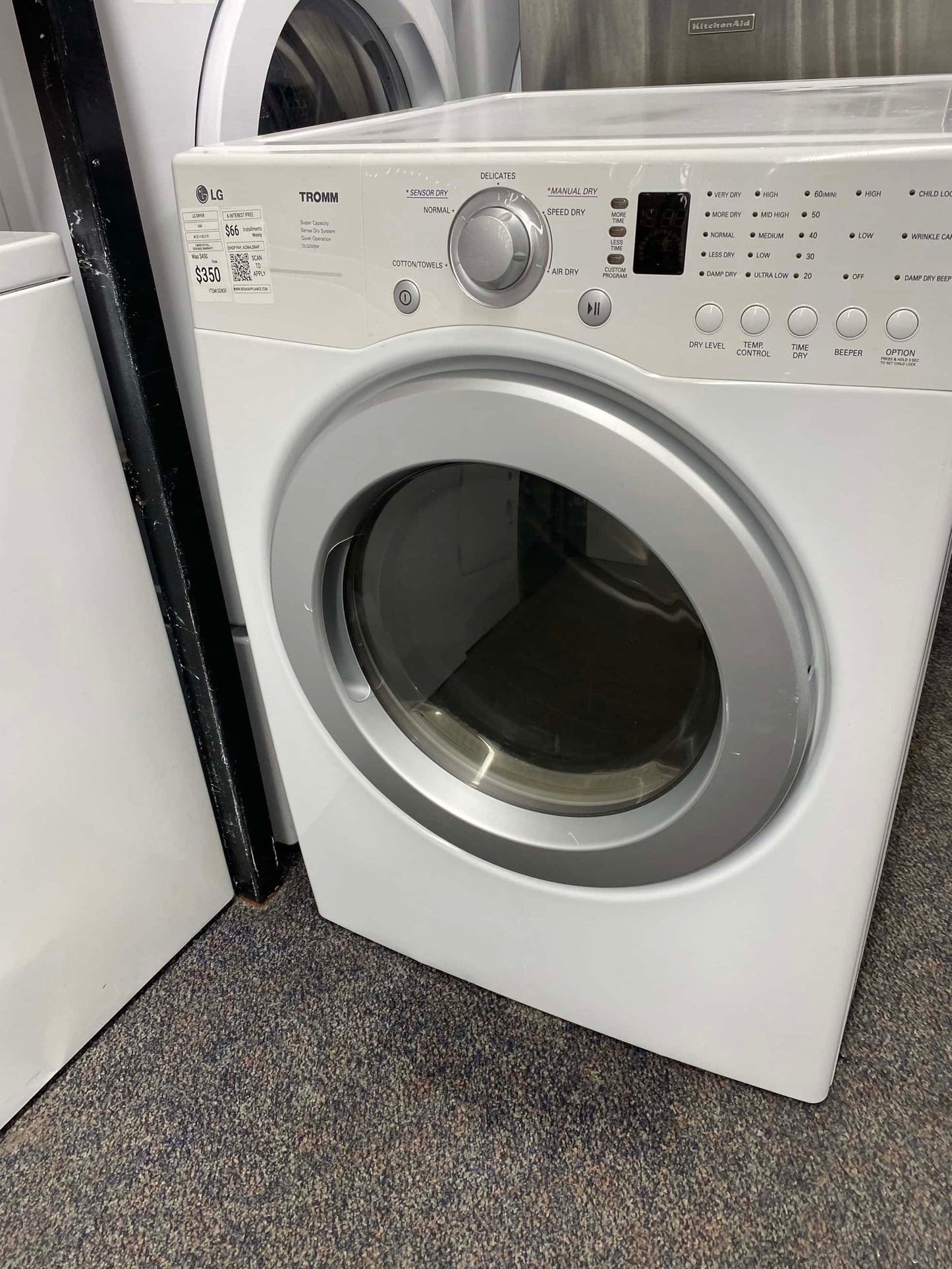 ITEM #GD83F  LG GAS dryer largue capacity Stainless steel drum color white 27”