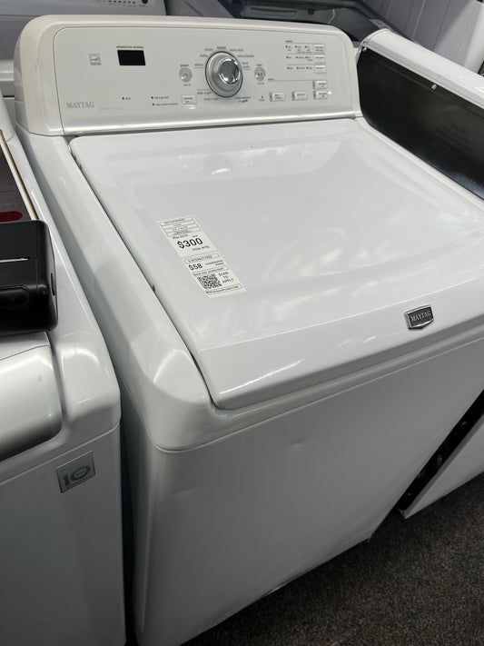 ^ ITEM #W79 lL Maytag top load washer  large capacity side x side 29”