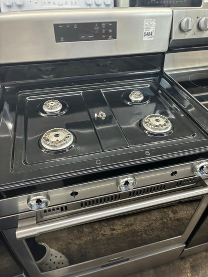 Maytag Gas Range Stainless Steel 5 Burners 30”
