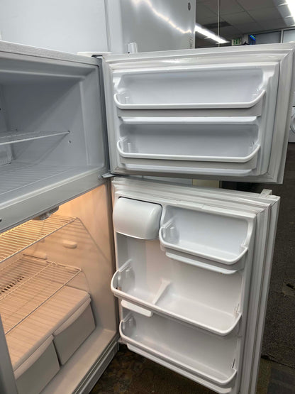 ITEM: #RF44P kenmore top  freezer white refrigerator  28” inc
