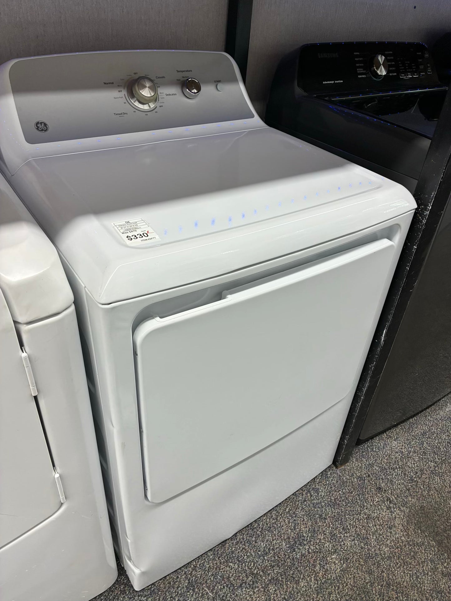 Samsung electric dryer 27” large capacity white