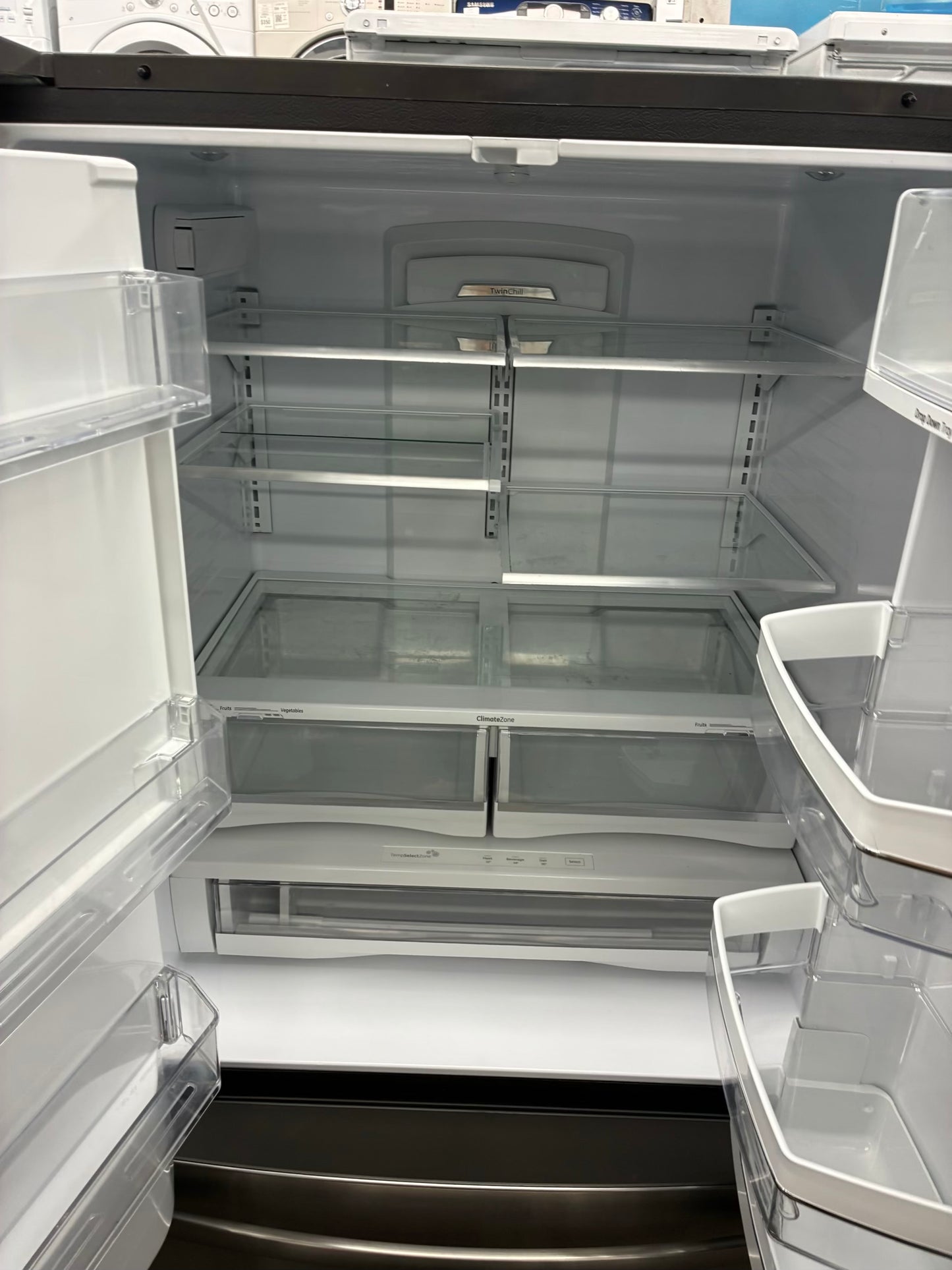 GE French door refrigerator stainless steel 36” ice maker water dispenser