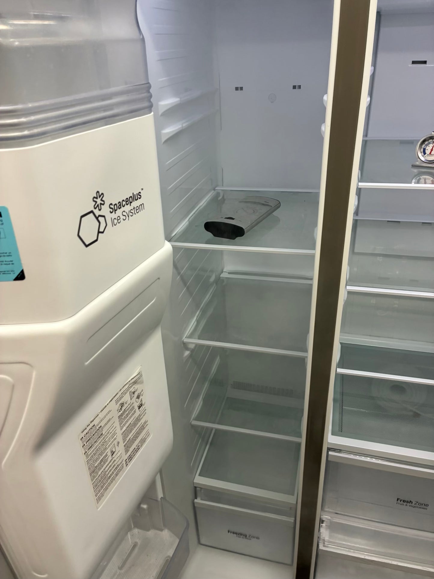 LG side by side refrigerator stainless steel 36” ice maker water dispenser ice maker