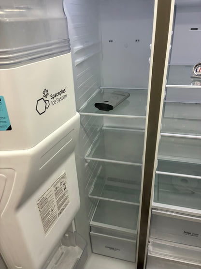 LG side by side refrigerator stainless steel 36” ice maker water dispenser ice maker