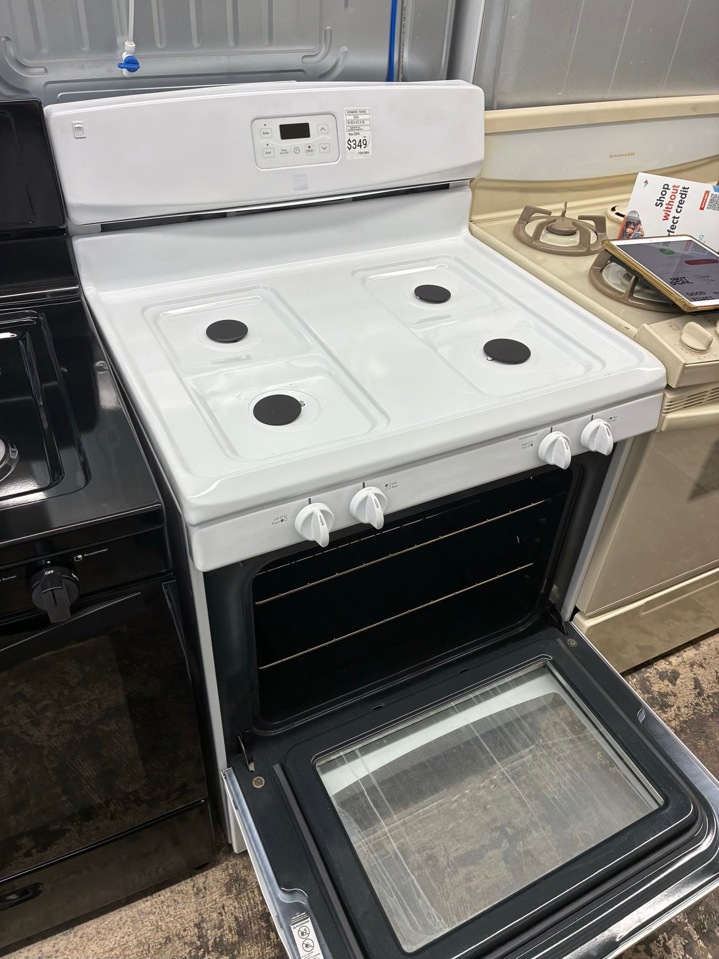 Kenmore Gas Range white 4 Burners 30”