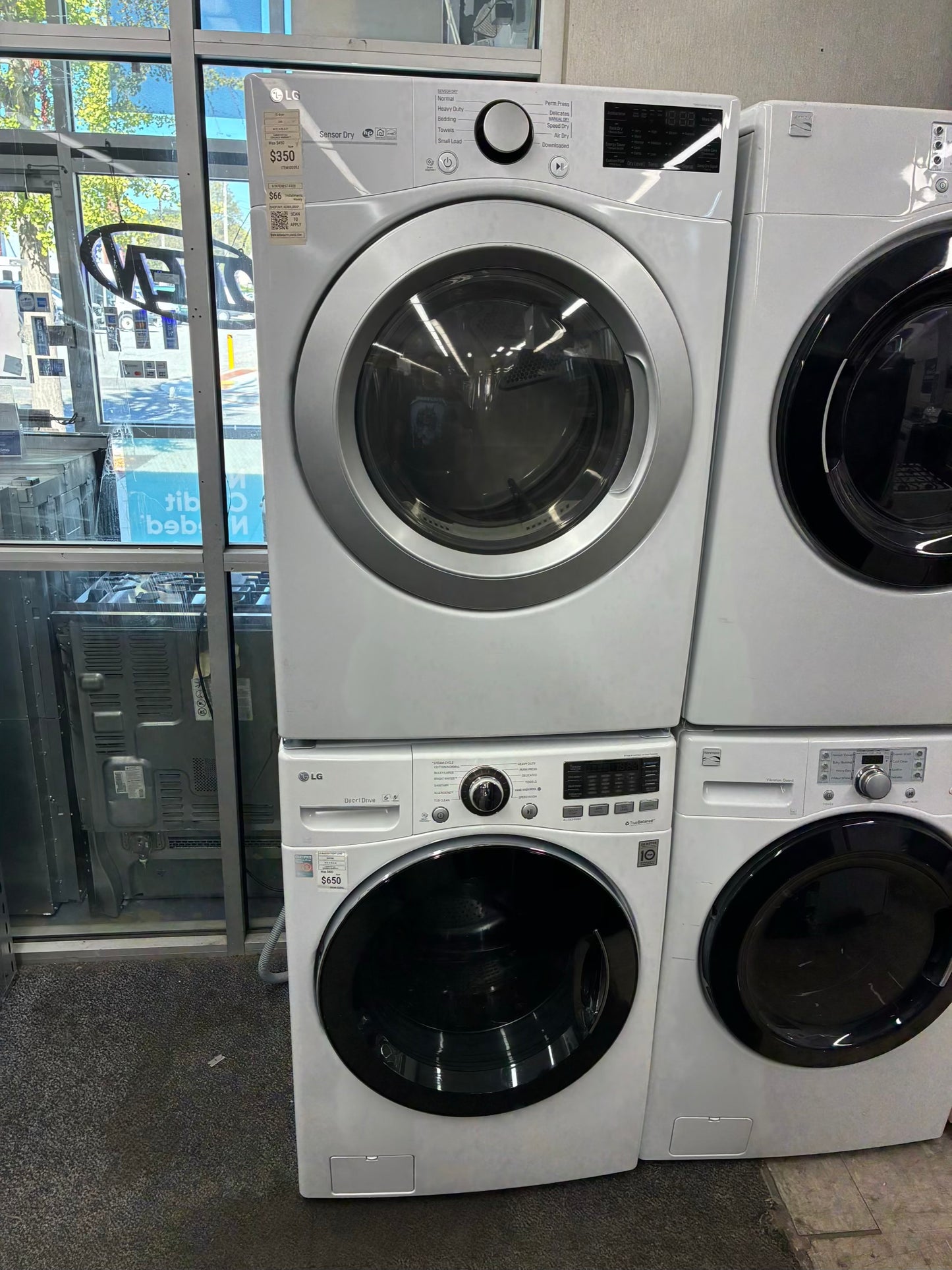 LG WASHER N DRYER FRONT LOAD ELECTRIC 27” WHITE