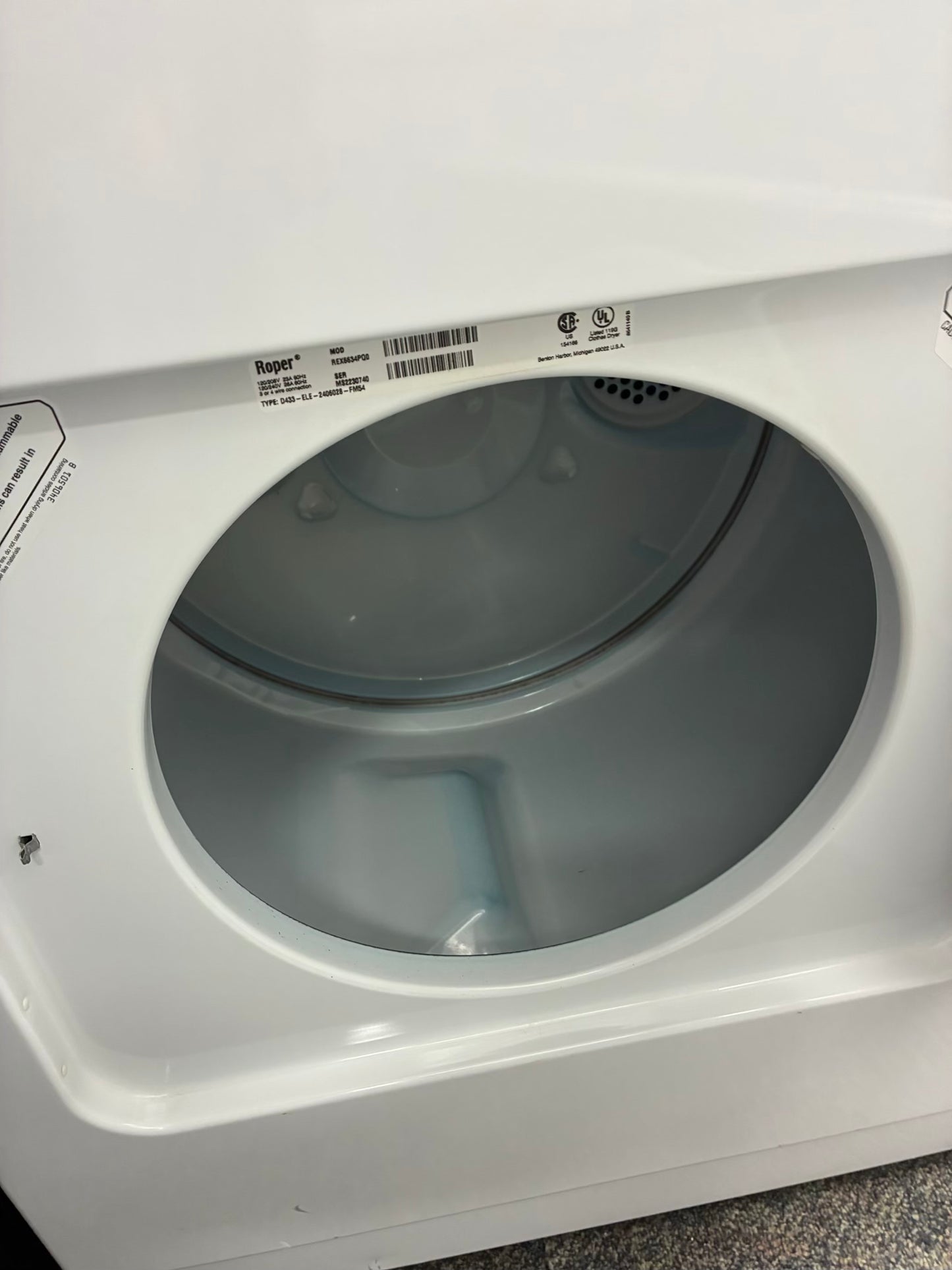 Roper electric dryer 29” large capacity