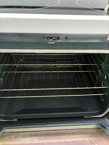 Maytag range white 4 burners  30”