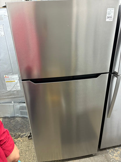 Insignia top freeze refrigerator 30” stainless steel
