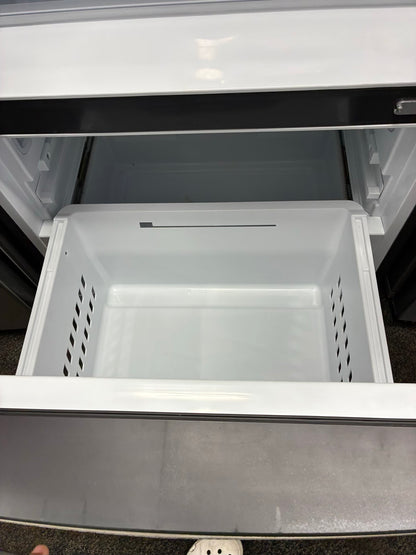 GE French door refrigerator stainless steel 33” ice maker water dispenser