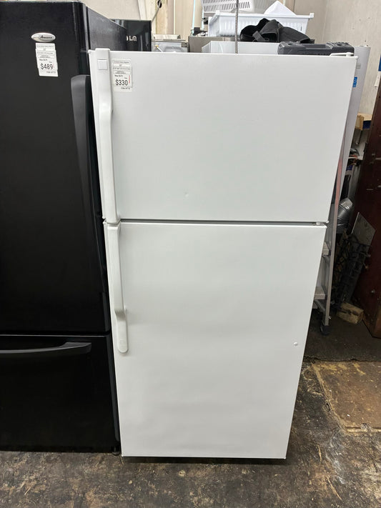 GE top freezer refrigerator  30” white