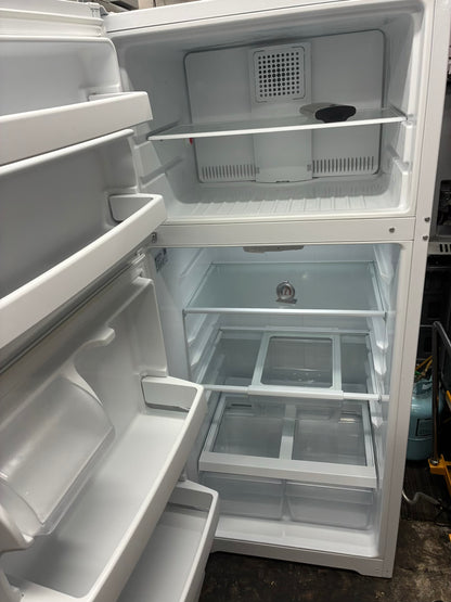 GE top freezer refrigerator white 28”