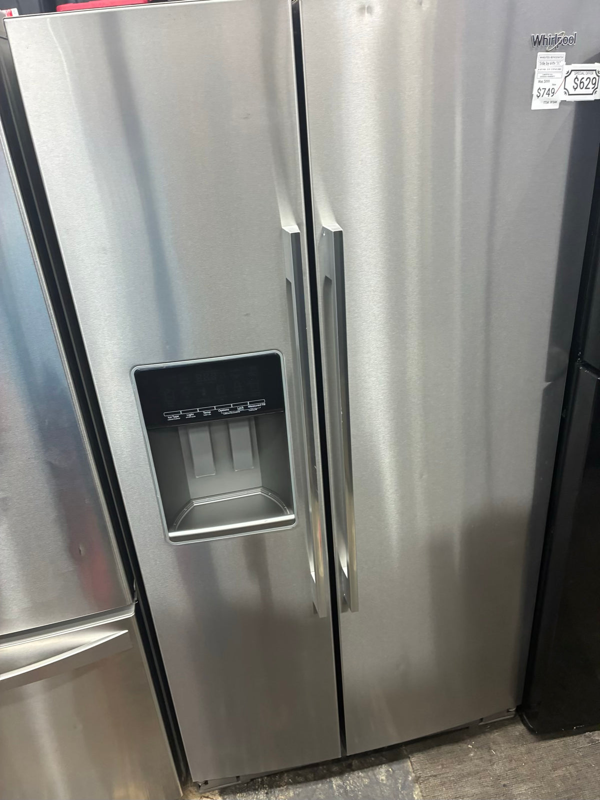 Whirlpool side by side refrigerator stainless steel 36” ice maker water dispenser
