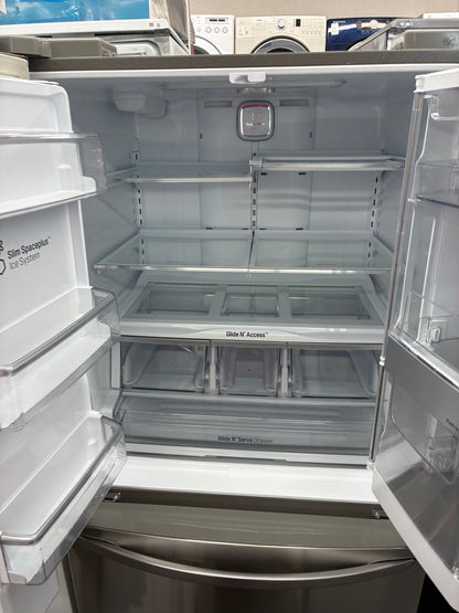 LG French door refrigerator stainless steel 36” ice maker water dispenser show case