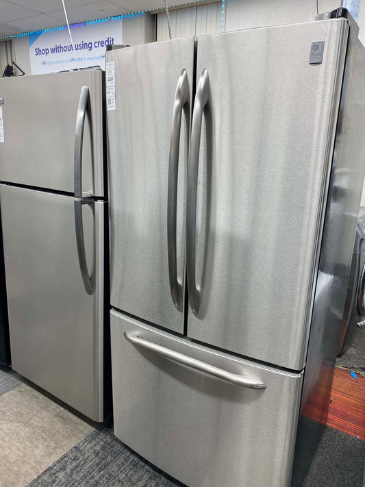 Item: #RF76S Frigidaire French door refrigerator stainless steel w/water ice dispenser 33 in.