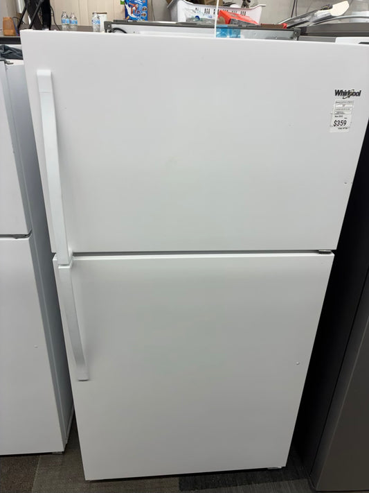 Whirlpool Top Freezer Refrigerator 33” white