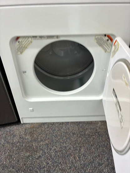 Kenmore gas dryer 29” large capacity white