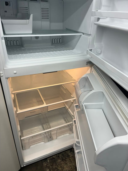 Whirlpool top freezer refrigerator  30”