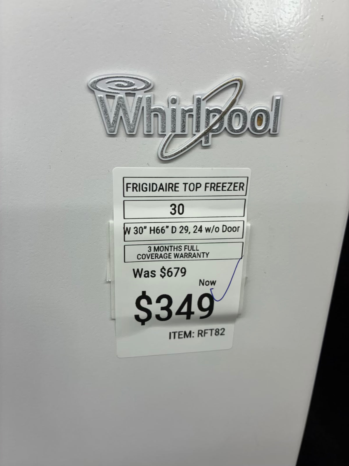Whirlpool top freezer refrigerator  30”