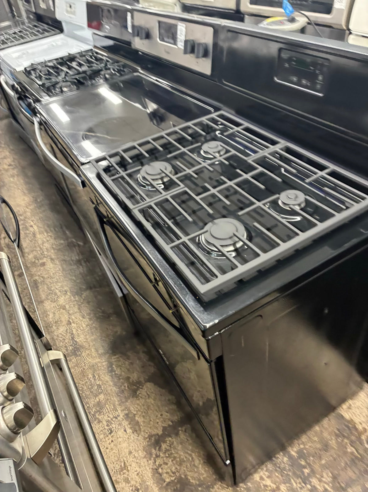 Whirlpool Gas Range Black 4 Burners 30”