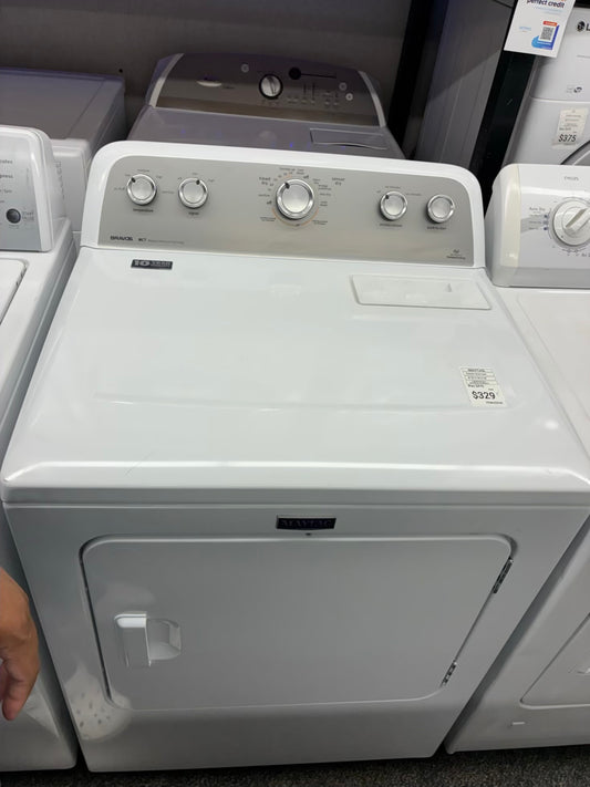 Maytag electric dryer 29” large capacity white