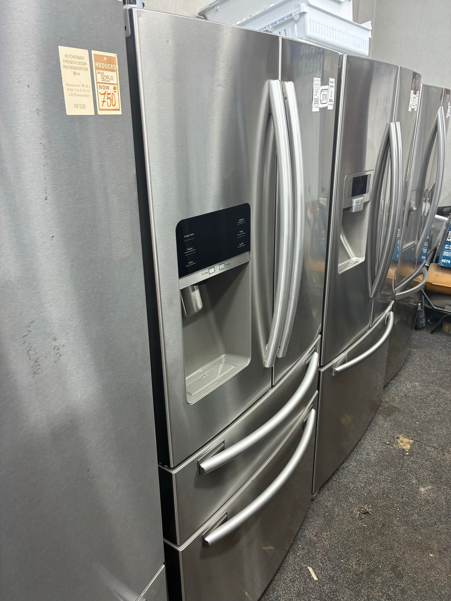 Samsung French 4 door  refrigerator stainless steel 33”, Ice Maker BLACK FRIDAY SALE