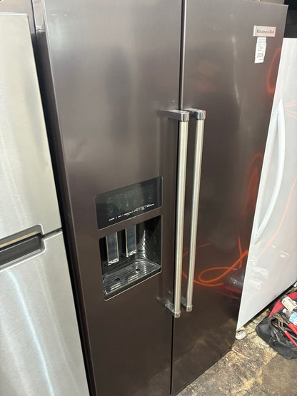 KitchenAid side by side refrigerator stainless steel 36” ice maker water dispenser ice maker