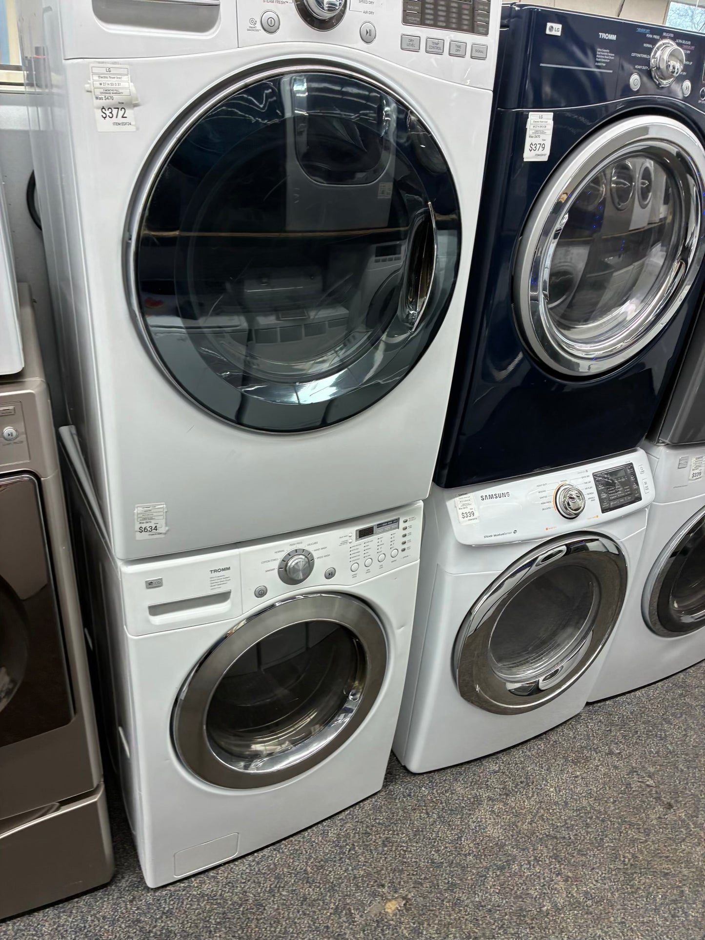 LG WASHER N DRYER FRONT LOAD ELECTRIC 27”