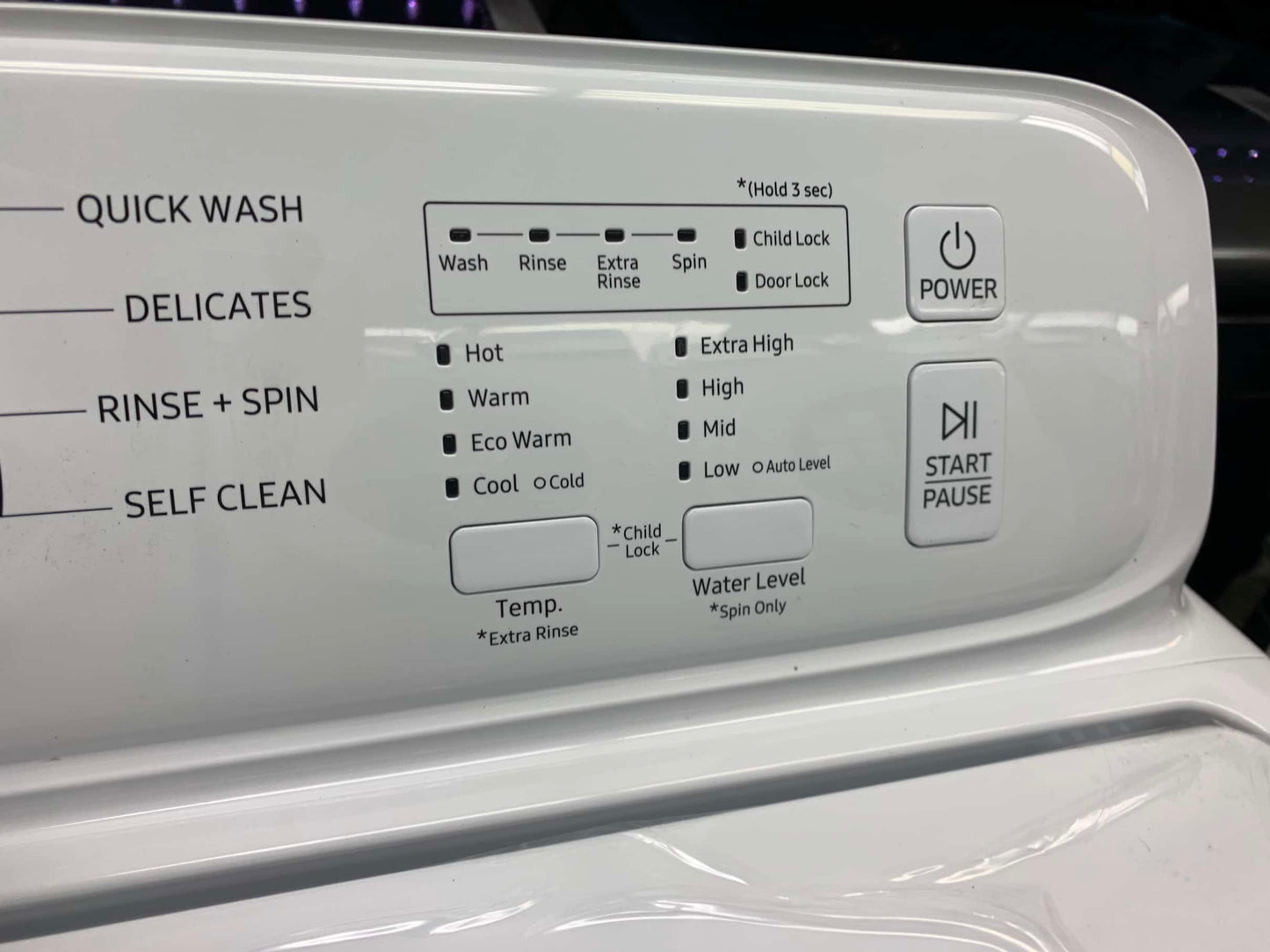 ★ Samsung Open Box 4.1 cu.ft. Top Load Washer with Soft Closed Lid in White 27 in
