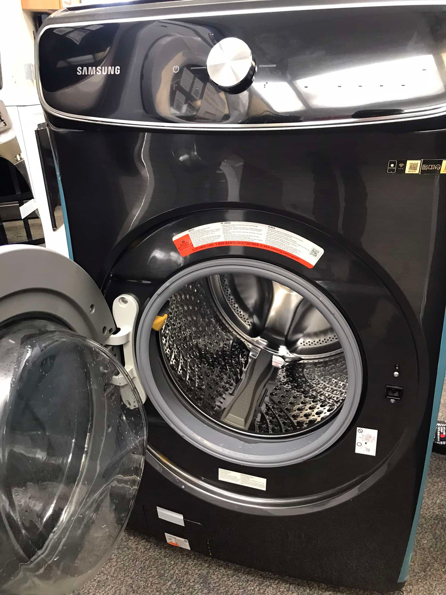 • 🔥HOT DEAL  ★ Samsung Open Box 6 cu. ft. Smart High-Efficiency Front Load Washer with Super Speed in Brushed Black W4488