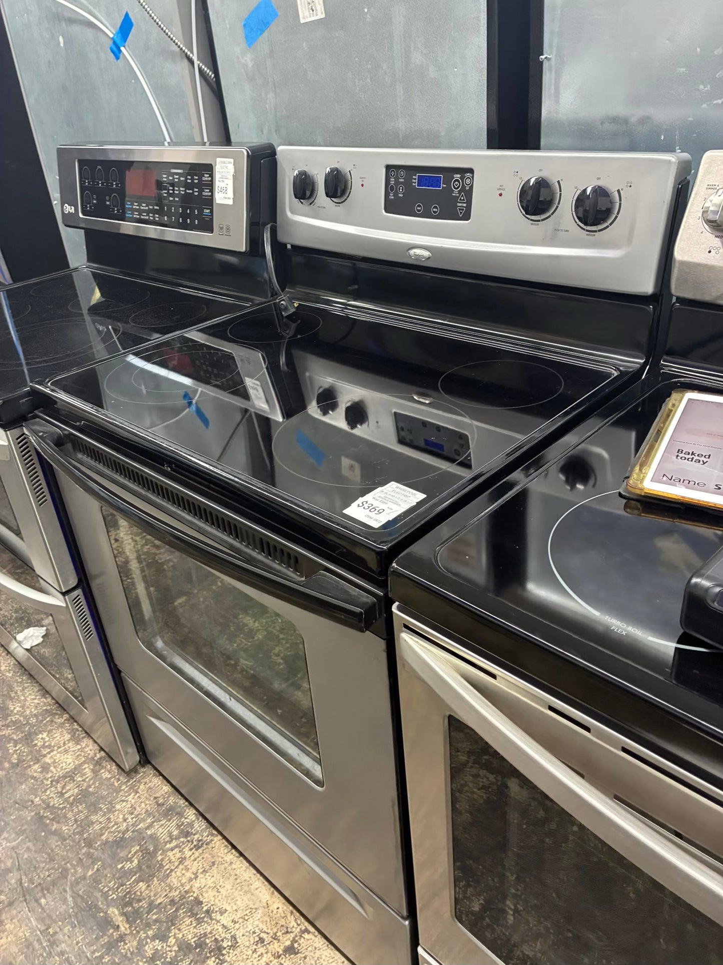 Whirlpool electric stainless steel range 4 burner 30 inch