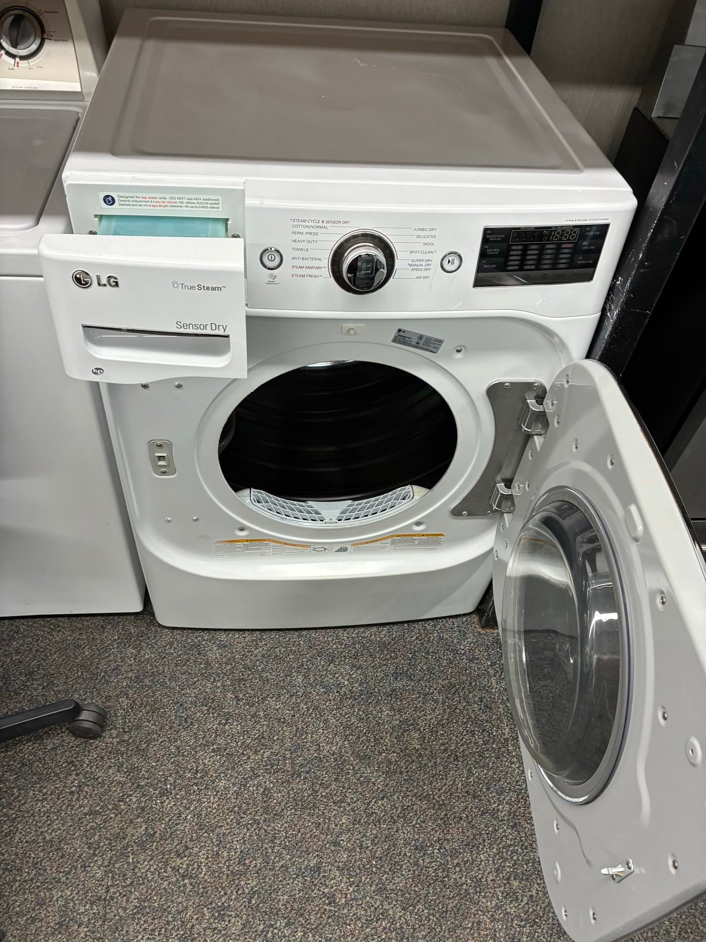LG electric dryer 29” large capacity jumbo