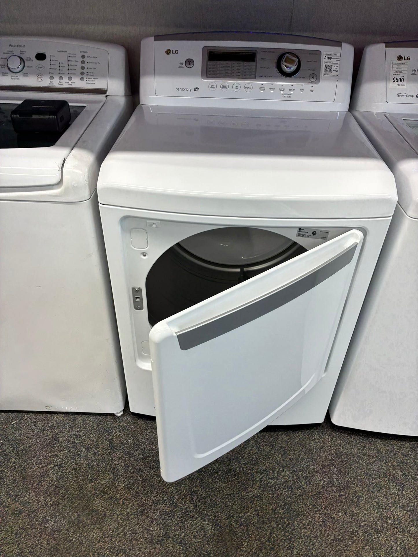 LG electric washer and dryer 27” large capacity