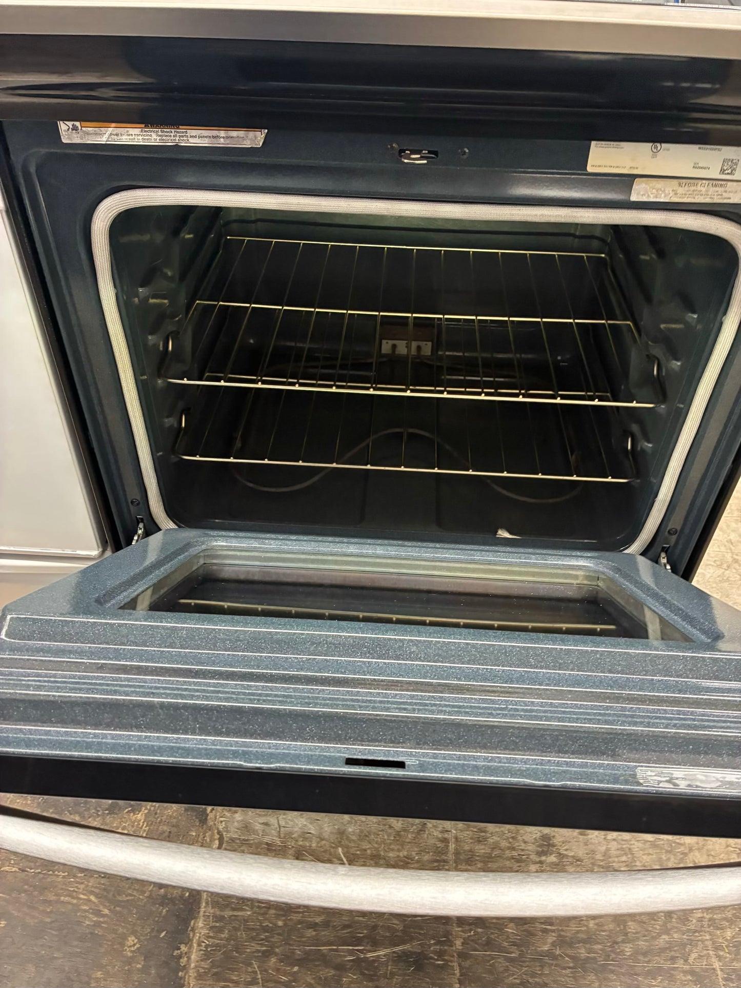 Whirlpool electric stainless steel range 4 burner 30 inch