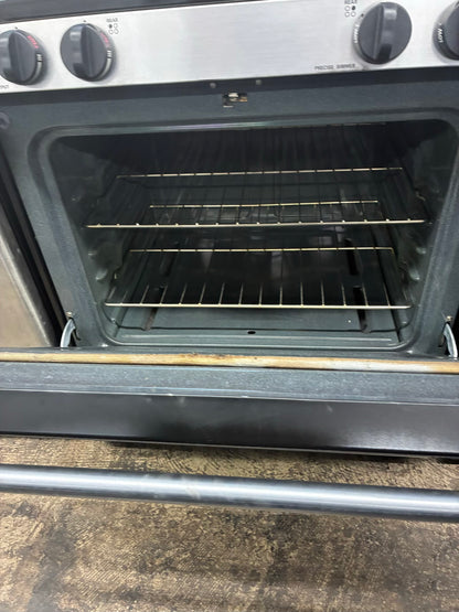 GE Gas Range Stainless Steel 4 Burners 30”
