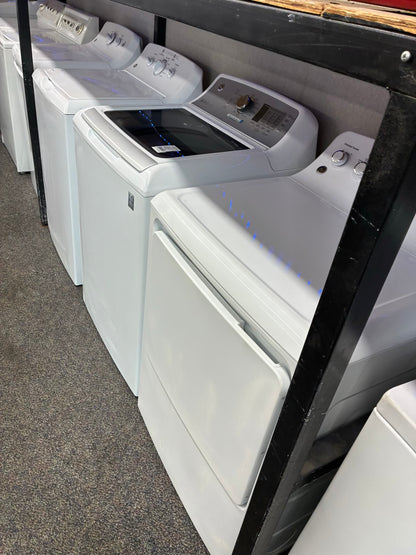 GE WASHER N DRYER TOP LOAD GAS 27”