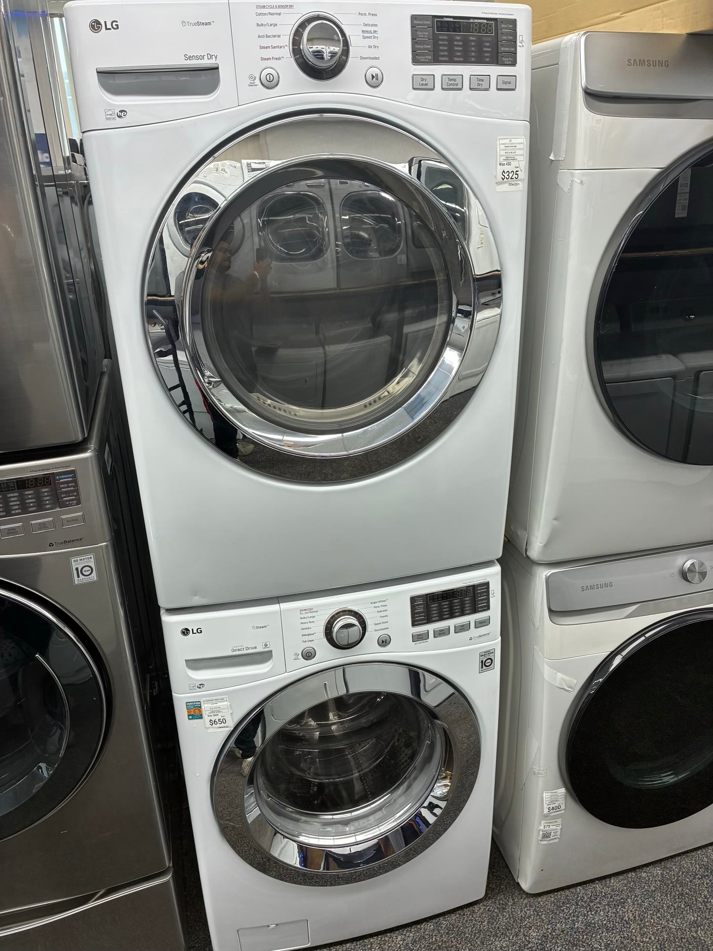 LG WASHER N DRYER FRONT LOAD ELECTRIC 27” WHITE